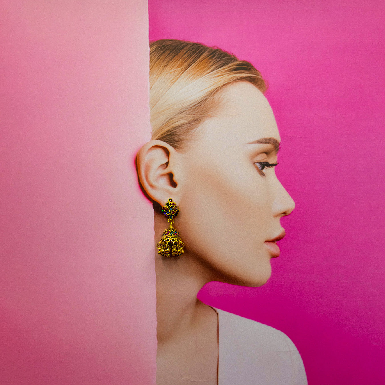 Diamond-Edged Jhumka Earrings with Eyespot Rhinestone Pattern – Traditional & Elegant