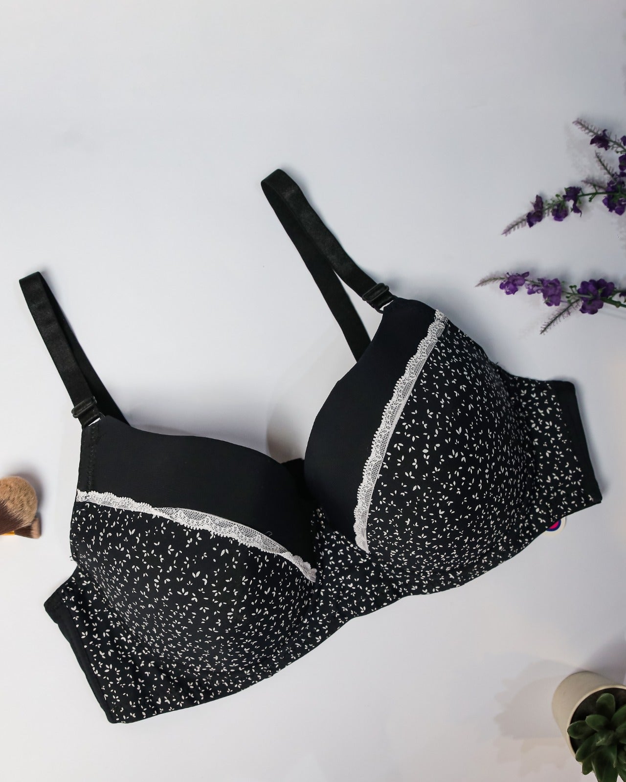 Lightly Padded Full Cup Bra - 667DD